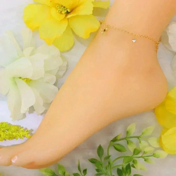 "Minimalist Anklet, Sleek & Modern Design, Women’s Fashion, YC110212-A - Picture 9 of 10